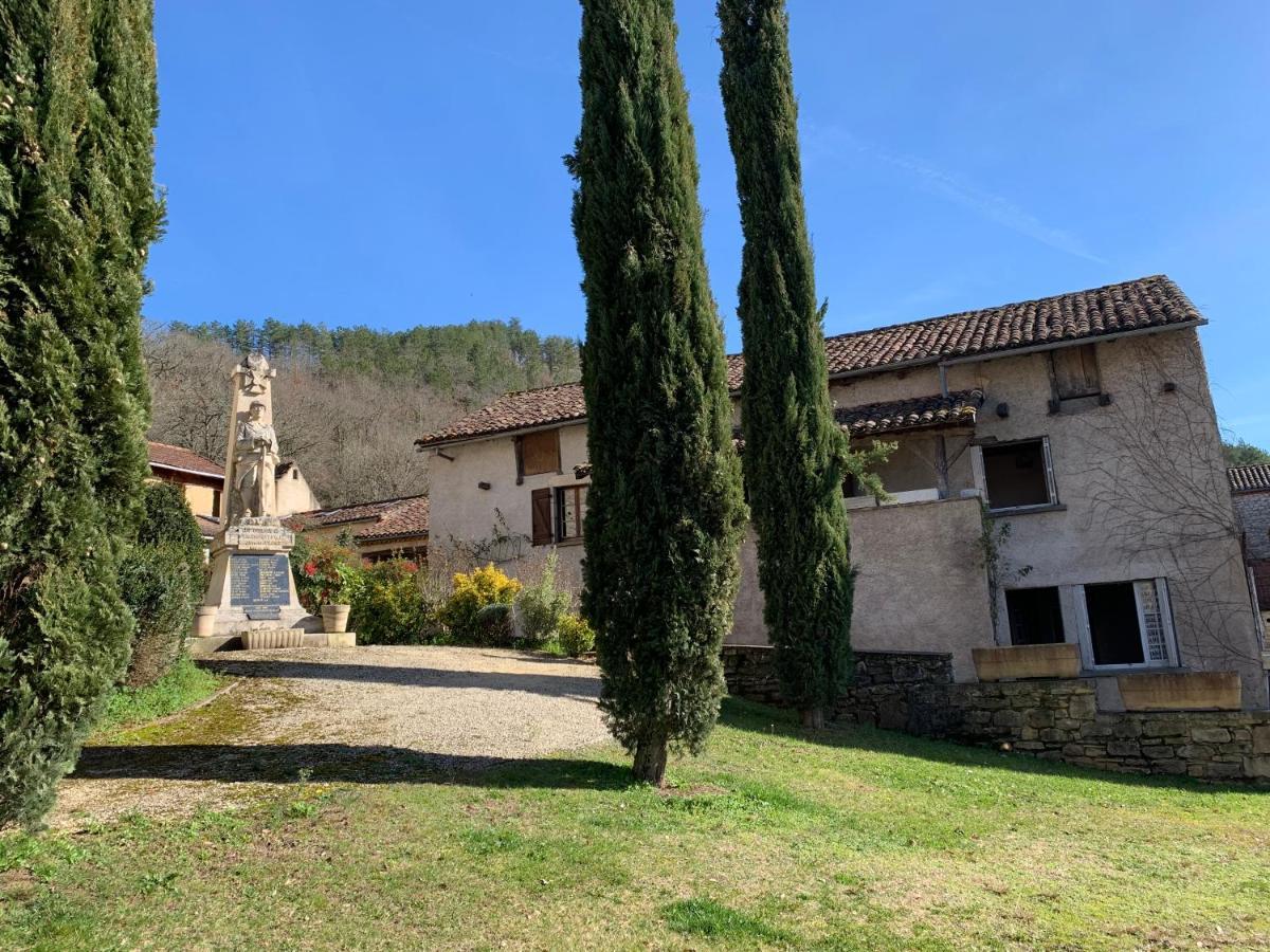 Saint-Vincent-Rive-dʼOlt Spacious Apartment In A Charming, Tranquil Village מראה חיצוני תמונה